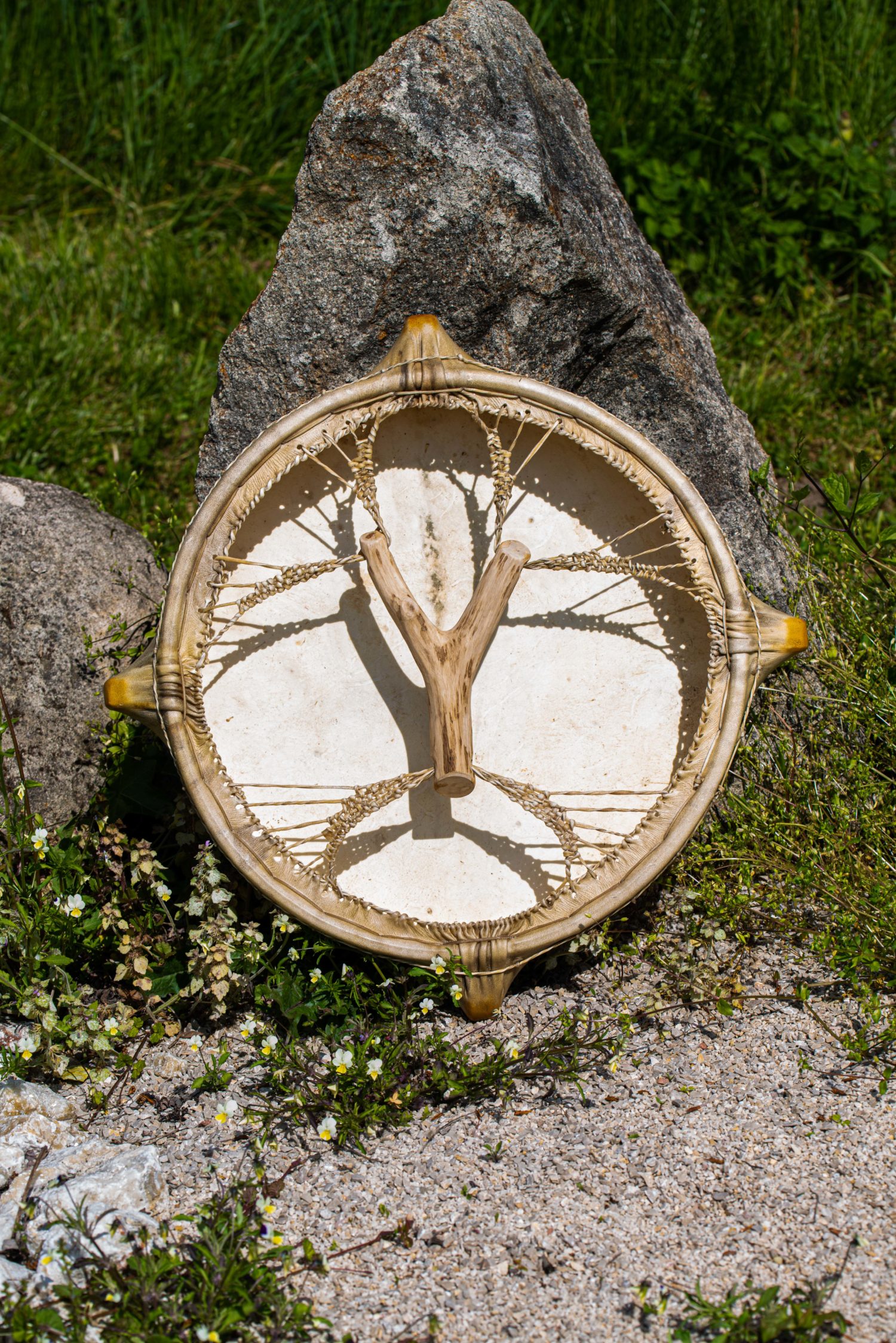 20" Deer Hide Shaman Drum - Traditional Shaman Drum - Medicine Drum - Image 4