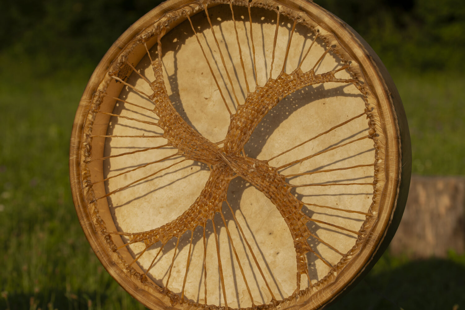 21" Shaman Drum - Deer Hide - Traditional Shamanic Instrument - Medicine Drum - Image 6