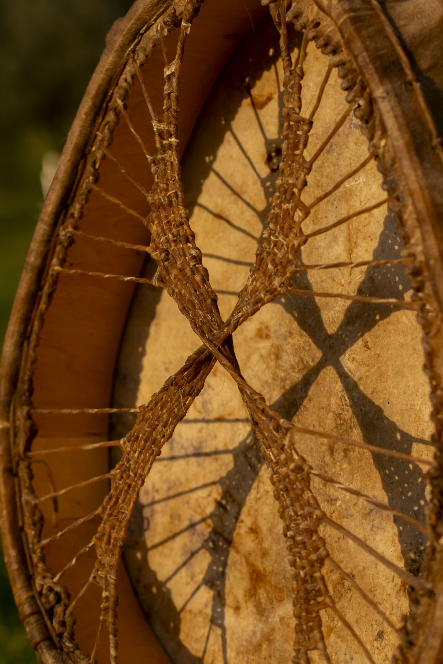 21" Shaman Drum - Goat Hide - Traditional Shamanic Instrument - Medicine Drum - Image 7